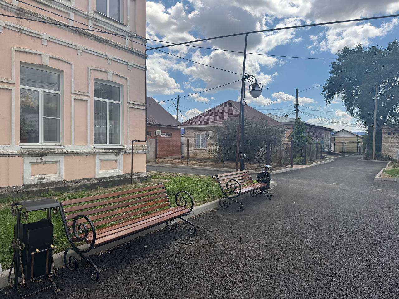В селе Безопасном завершился очередной этап благоустройства центра!.