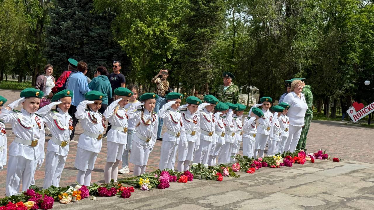 28 мая в селе Донском прошло торжественное мероприятие, посвященное Дню пограничника..