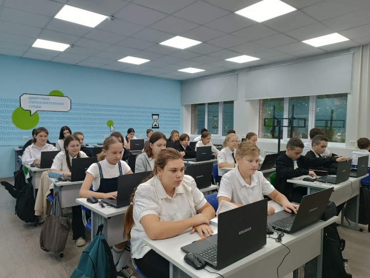 В новом учебном году в школах села Донского открылись кабинеты цифровой образовательной среды. В новом учебном году в школах села Донского открылись кабинеты цифровой образовательной среды.